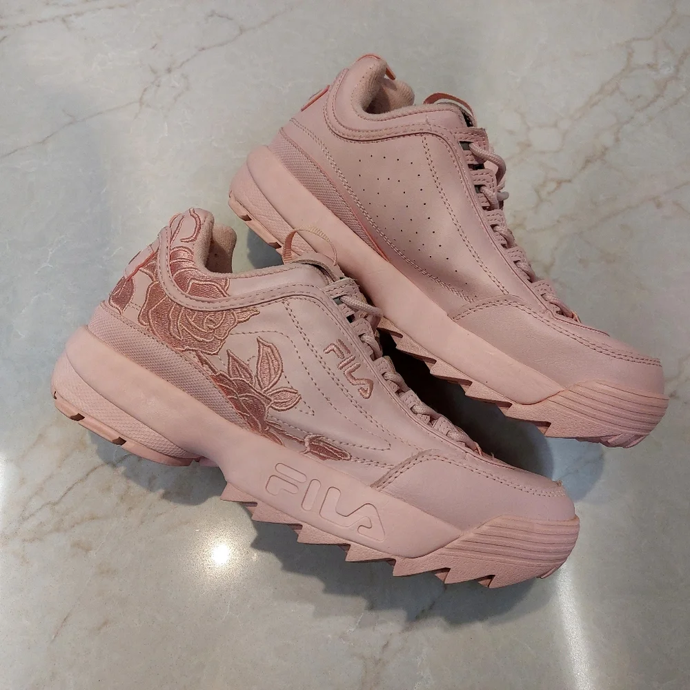 Fila Disruptor II Embroider Rose Floral In Size 10 - Picture 1 of 8